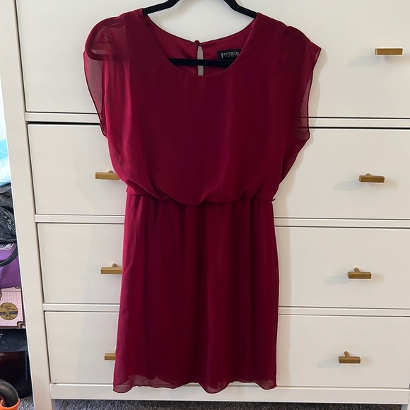 Red/maroon Dress size 6 - Picture 1 of 1